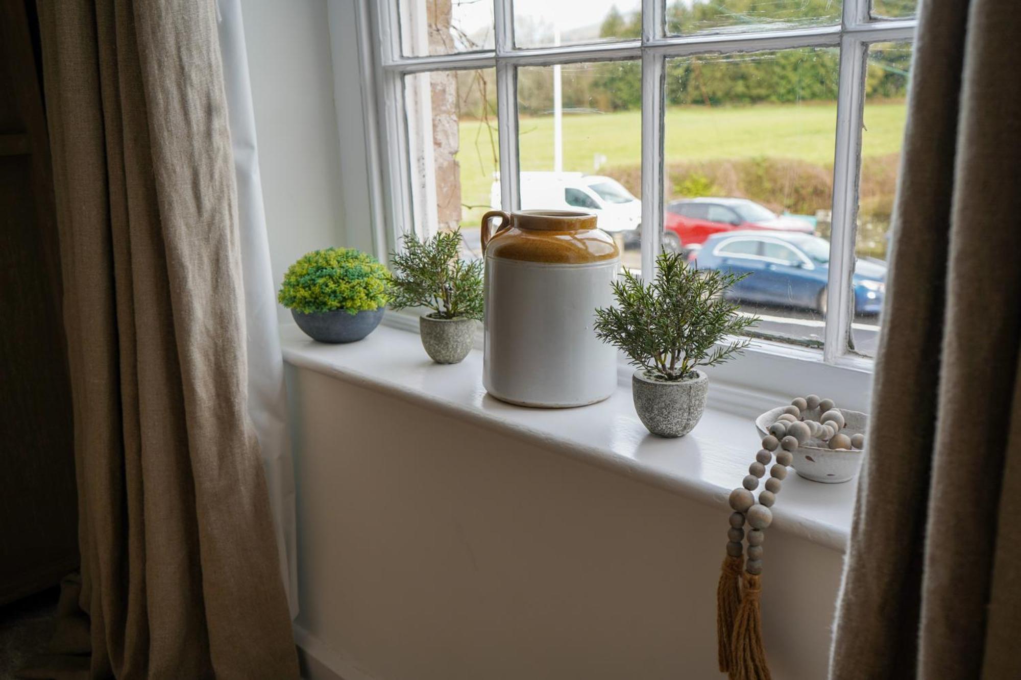 The Bluebell Country Inn, Crickhowell Esterno foto