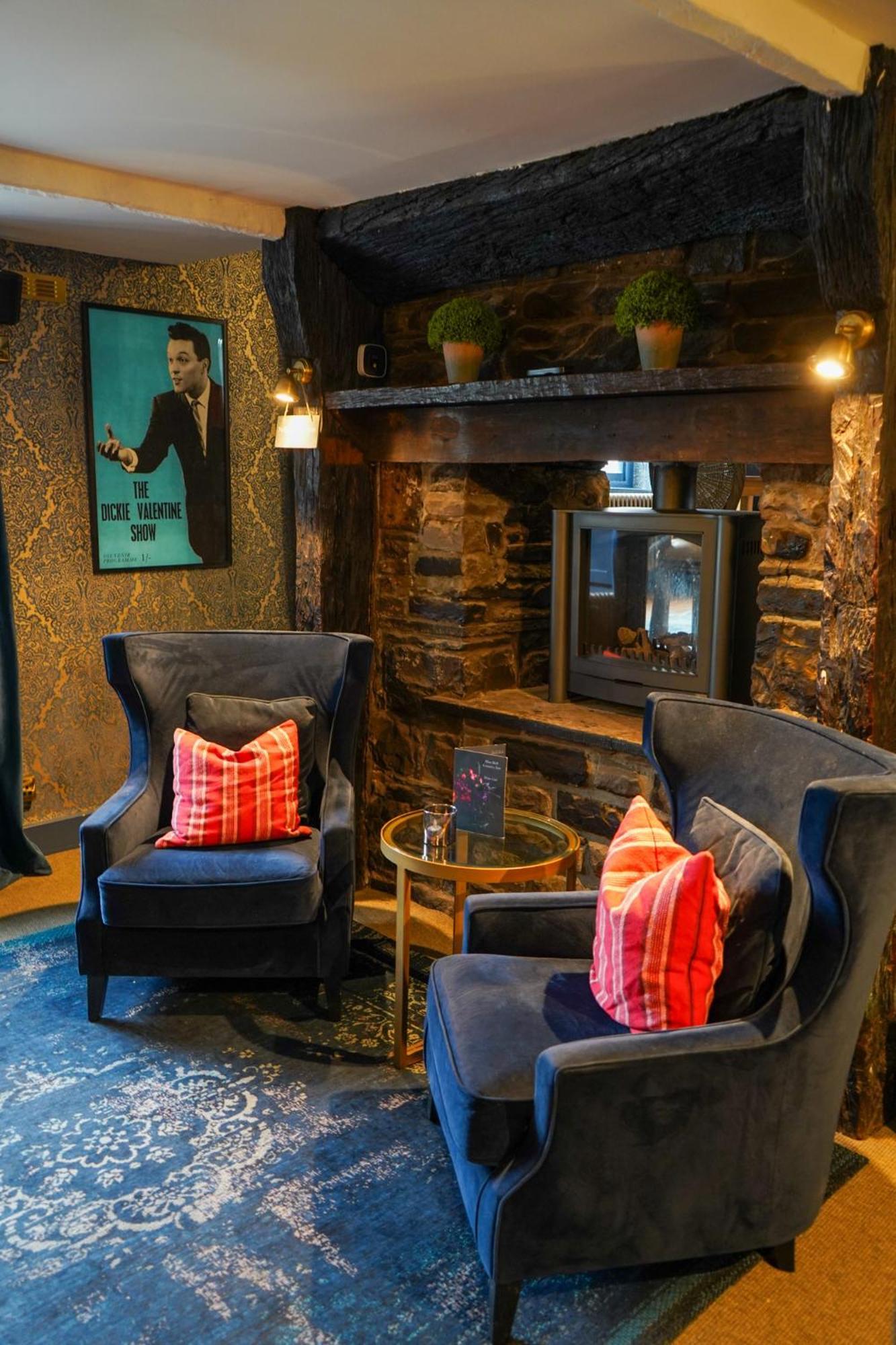 The Bluebell Country Inn, Crickhowell Esterno foto