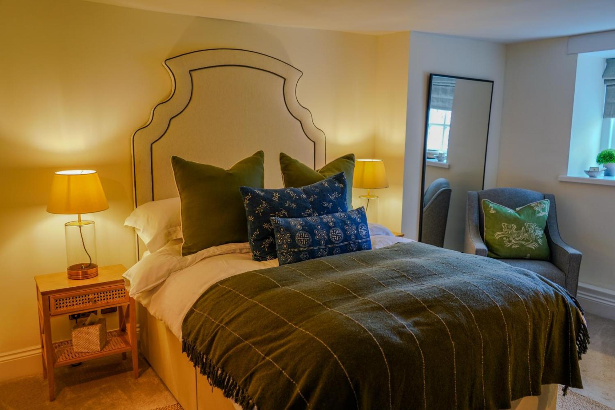 The Bluebell Country Inn, Crickhowell Esterno foto